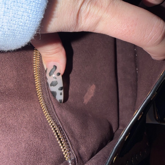 COACH Tabby 26 black and refined leather with gold rivits and hardware ! - Picture 11 of 16